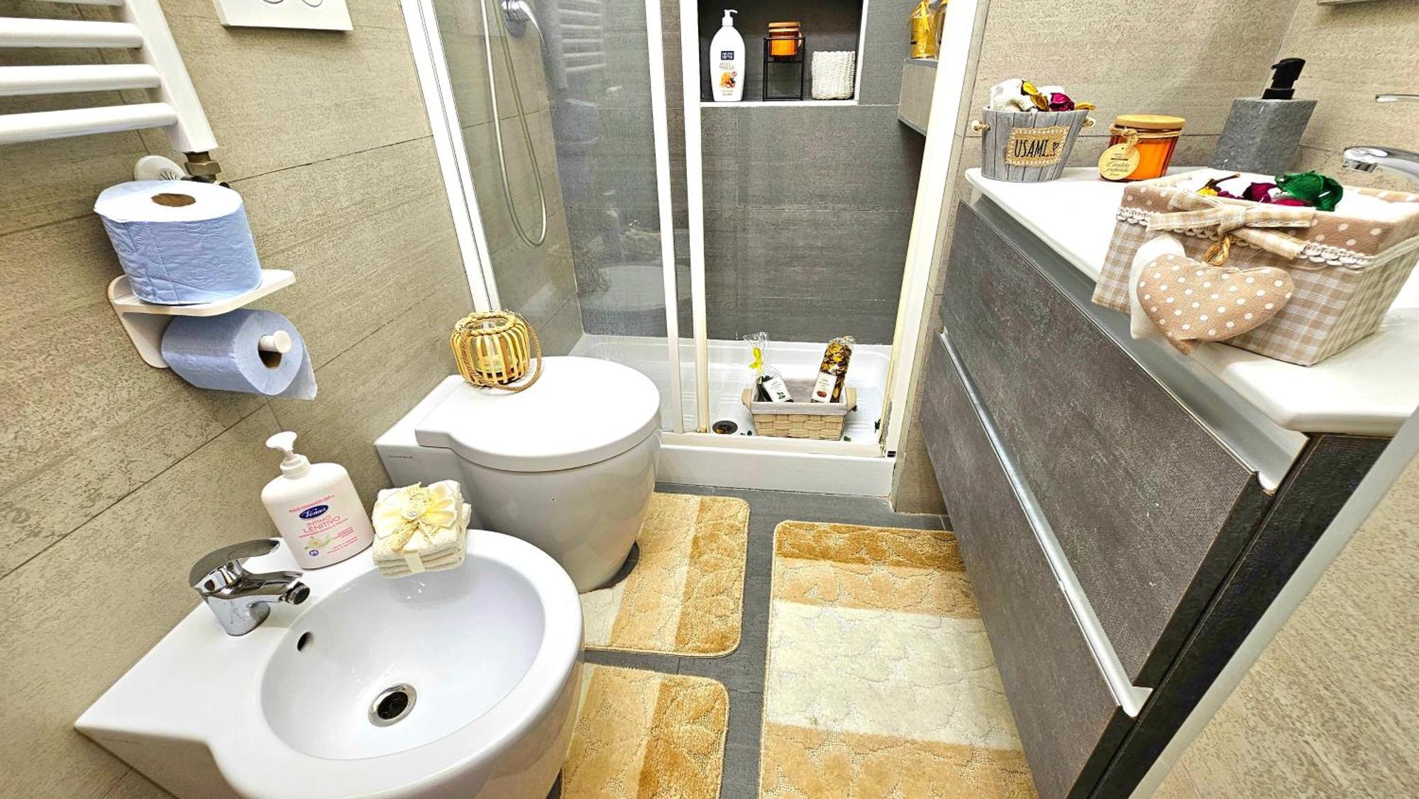 A Casa Simpatia Roma - Free Parking If You Book 4 Nights Bed and Breakfast Eksteriør billede