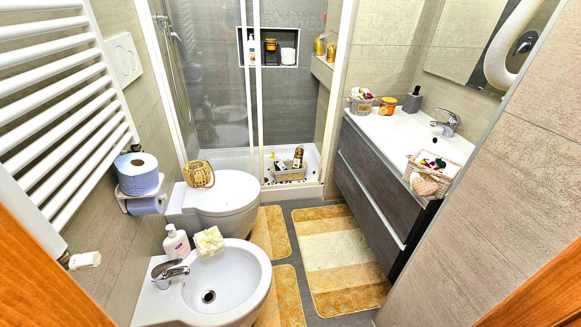 A Casa Simpatia Roma - Free Parking If You Book 4 Nights Bed and Breakfast Eksteriør billede