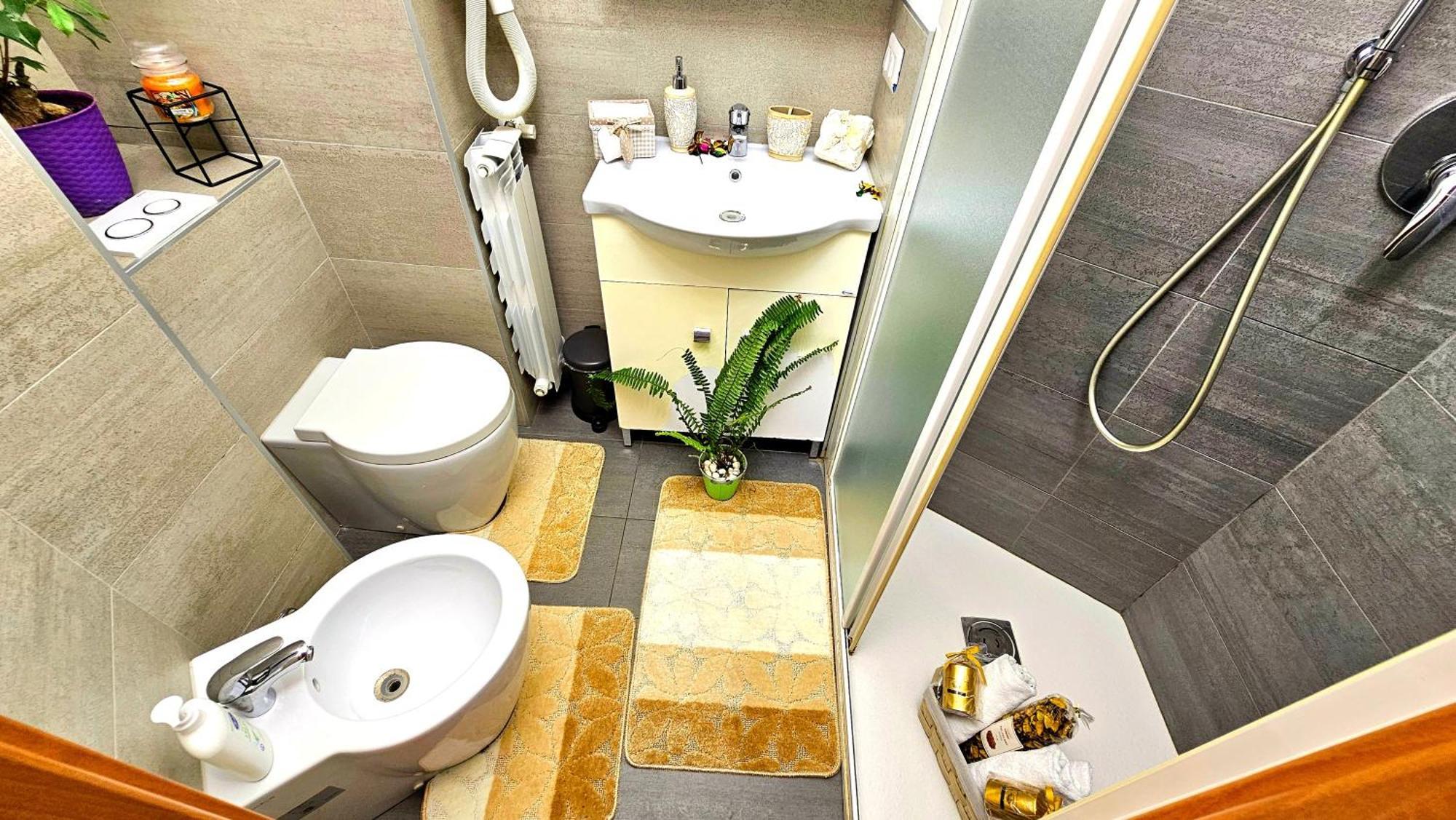 A Casa Simpatia Roma - Free Parking If You Book 4 Nights Bed and Breakfast Eksteriør billede
