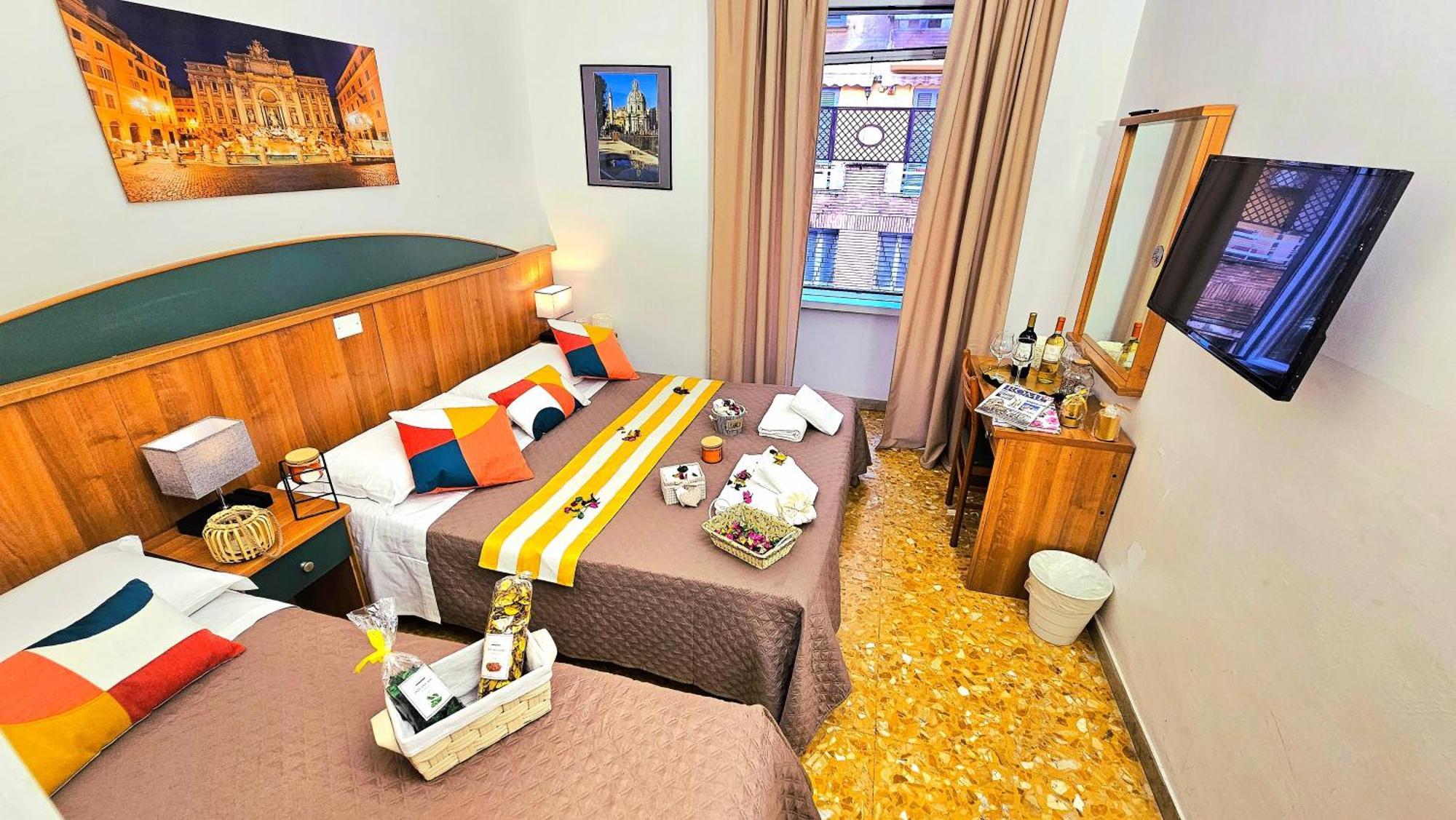 A Casa Simpatia Roma - Free Parking If You Book 4 Nights Bed and Breakfast Eksteriør billede
